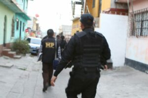 DYz6Qg4X0AAS2Q8-1024x683