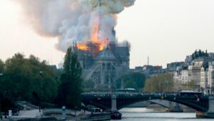 TOPSHOT-FRANCE-FIRE-NOTRE-DAME