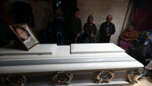 REG-SANTOS-TAX-NIÑP-PRENSA-LIBRE3