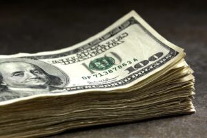 DOLAR
