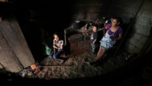 Pobladores del Caserio  El Sarimal, Jalapa.