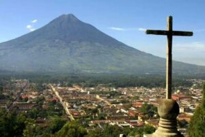fotografia_volcan_agua_rayos_anticrepusculares_guatemala_soy502