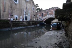 ITALY-CLIMATE-ENVIRONMENT-TOURISM
