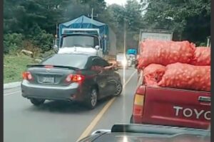 transito_guatemala_video_viral_tiktok_imprudencia_vial_